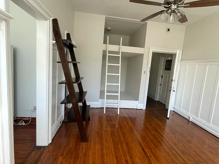 7904 Saint Charles Ave #D1 — Photo 2
