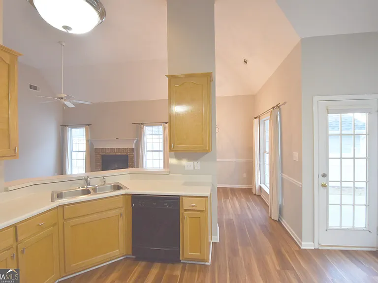 219 Turnbridge Cir — Photo 25