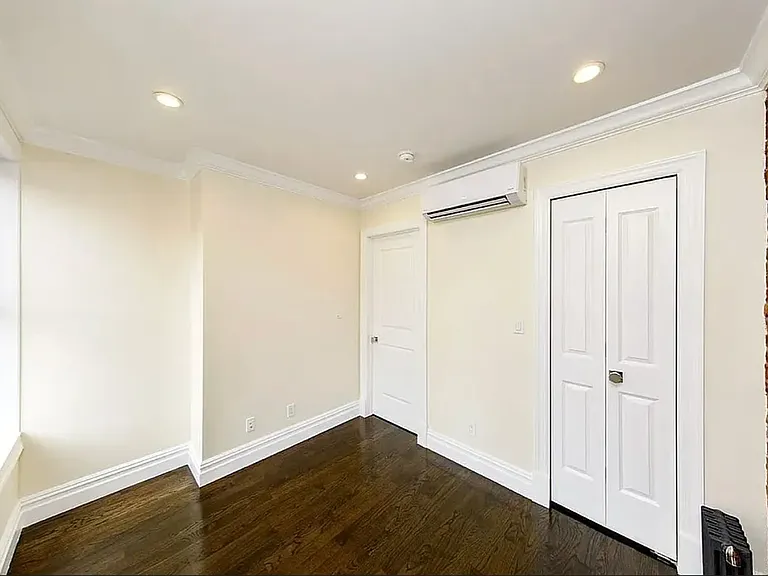 317 2nd Ave #17 — Photo 5
