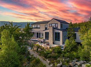 21&10 Phoenix Ln, Bar Harbor, ME 04609