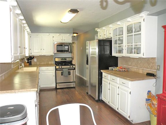 4th image of 12608 Saint Andrews Dr