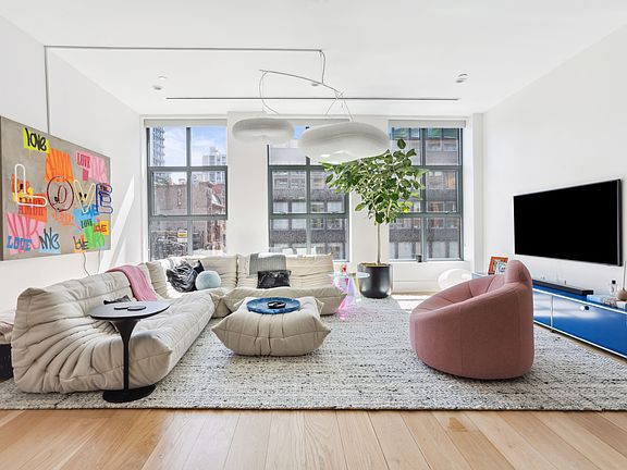3rd image of 11 Great Jones St #3A