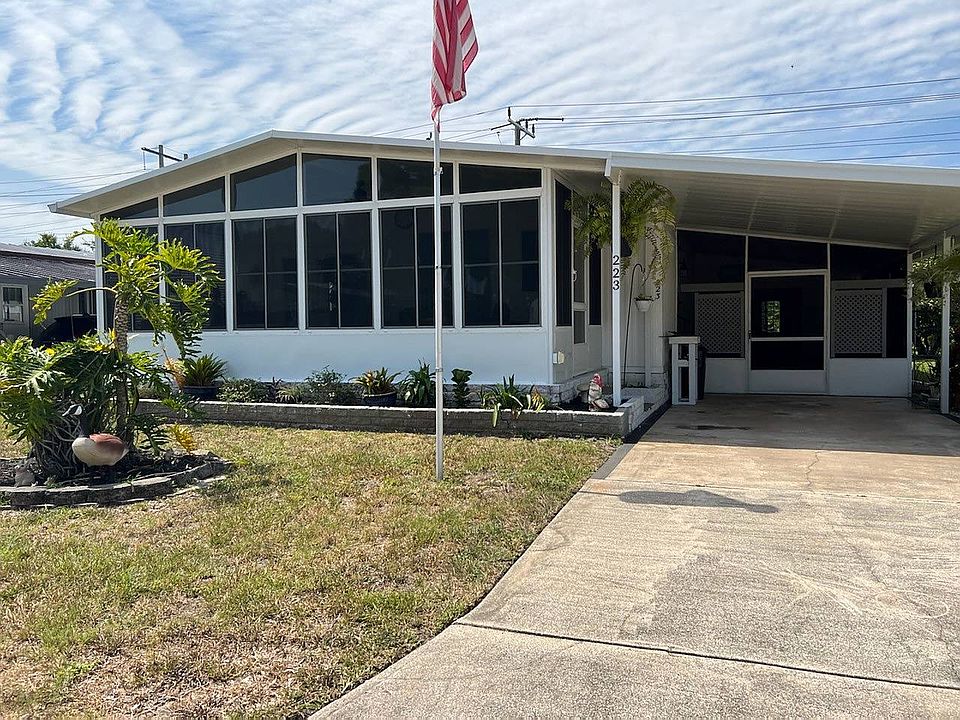 1st image of 223 Windsor Dr #223
