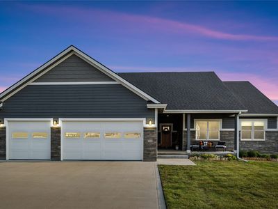598 Thunder Ridge Rd, Pella, IA, 50219