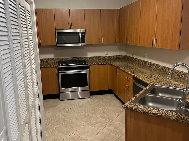 1465 C St #3206 — Photo 6
