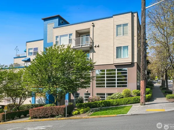 3919 Latona Avenue NE #402, Seattle, WA 98105