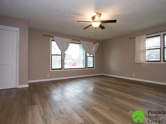 4th image of 4506 Colfax Cir