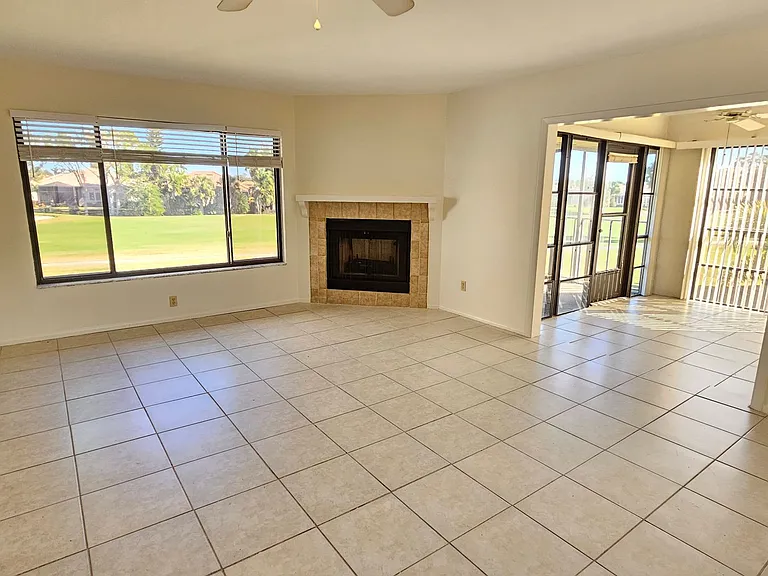 812 Capri Isles Blvd #225 — Photo 9