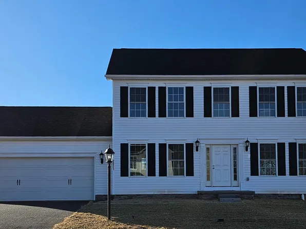 2621 Village Rd Lot 97, Dover, PA 17315