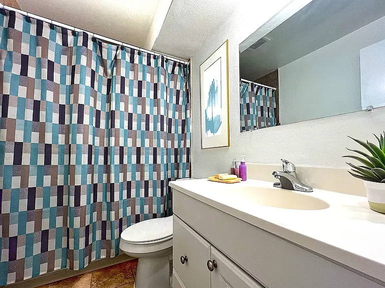 Arvada Pines, setup - clean bathroom with Full size tub