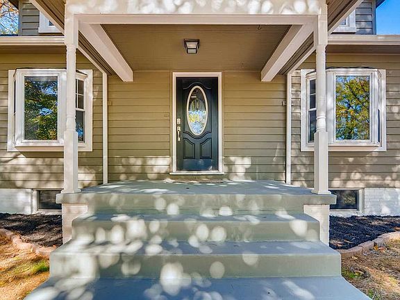 4th image of 3221 Allens Ln