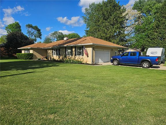 2nd image of 3998 Willowcrest Rd