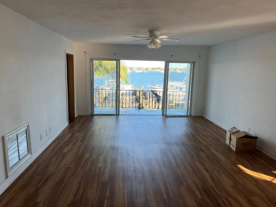 4700 N Flagler Dr #212