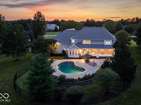 4th image of 13518 Myrtle Ln