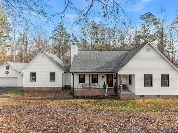309 Green Valley Dr, Chesnee, SC 29323