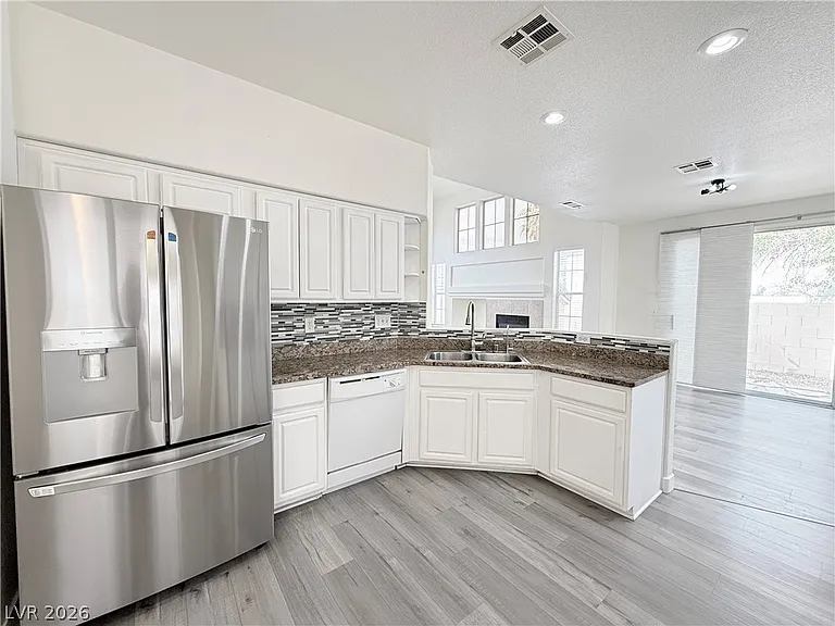 8034 Arcadian Ln — Photo 8