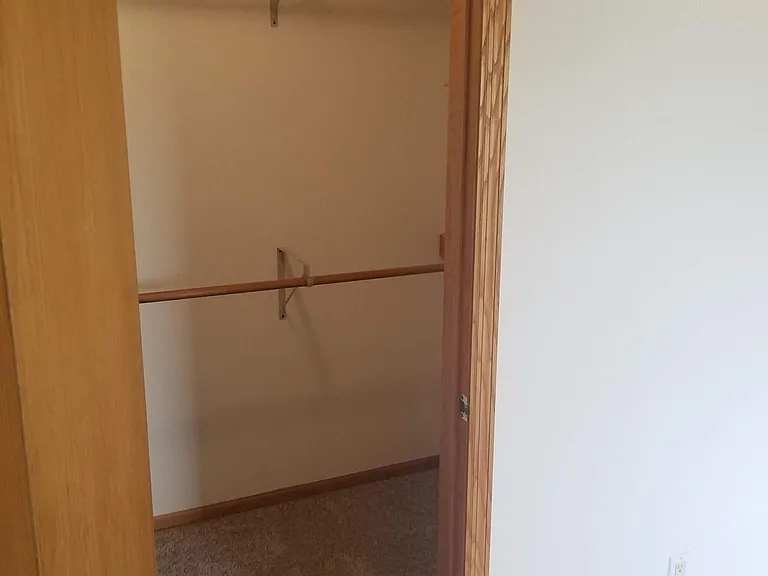 11 Dunraven Ct — Photo 10