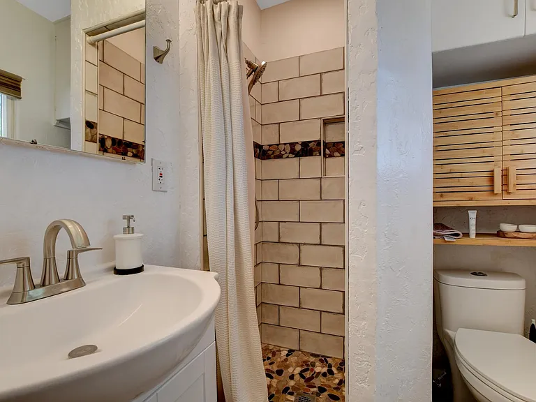 3916 Vegas Dr #3-A — Photo 17