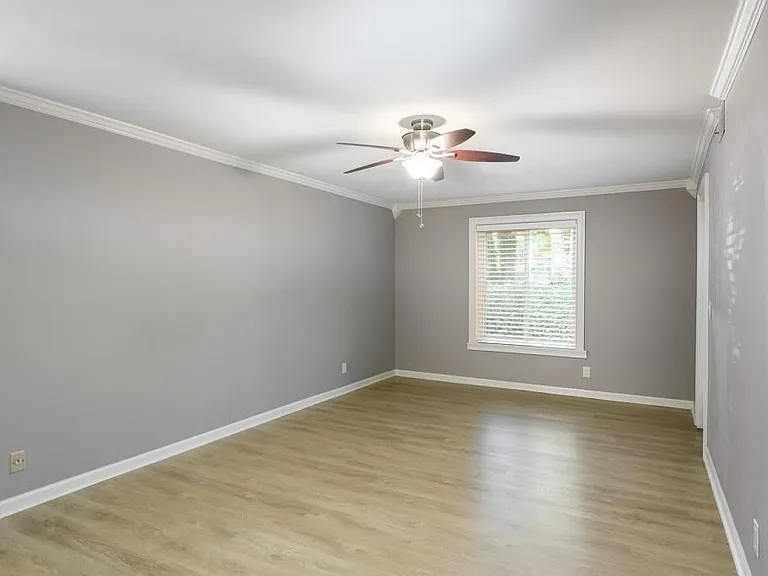 558 Emory Oaks Way — Photo 14