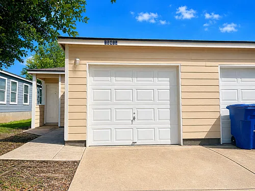 15415-15417 Kamary Ln Photo 1