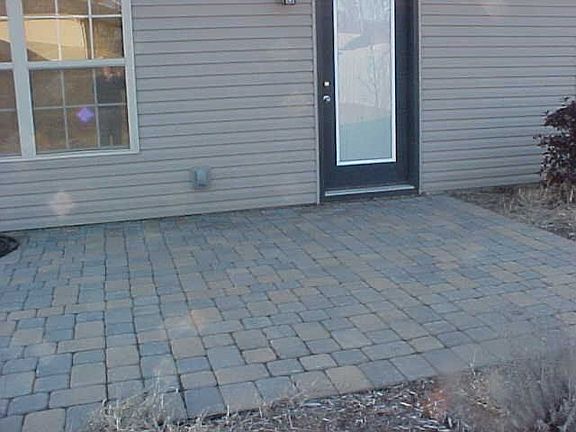 2nd image of 3136 Avenue Of The Park