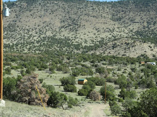 241 Bluebird Rd, Datil, NM 87821