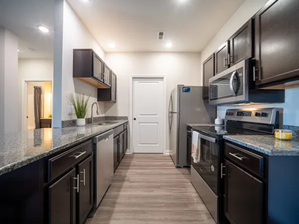 Plum Ridge Apartments