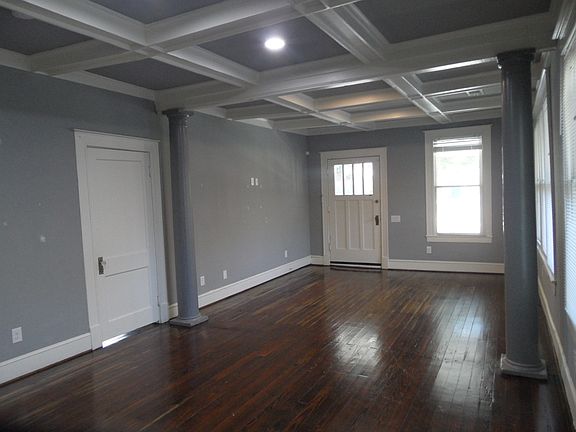 4th image of 5319 Alton Ave