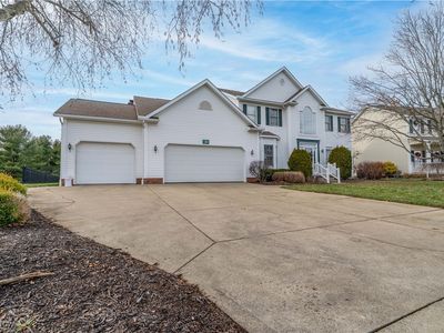 1208 Fairway Dr, New Philadelphia, OH, 44663