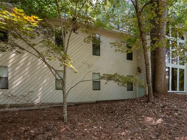 816 W Bramble Oak Dr, Woodstock, GA 30188