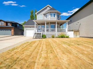36 Terrace Pl NE, Medicine Hat, AB T1C 2A1