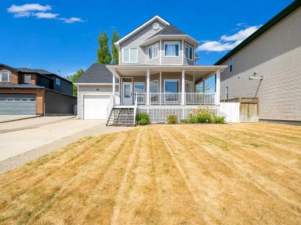 36 Terrace Pl NE, Medicine Hat, AB T1C 2A1