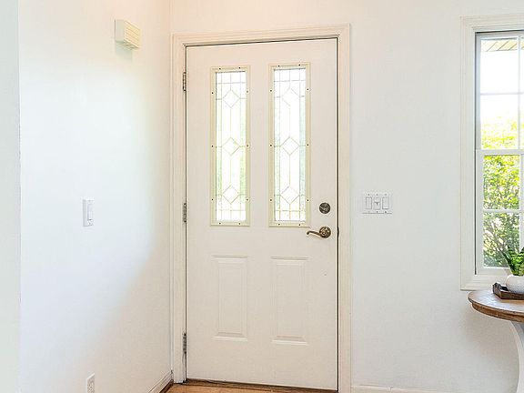 4th image of 11785 Millstone Dr