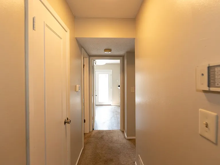 4219 E 56th St — Photo 16