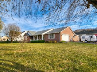 1295 W Ridge Rd, Wytheville, VA 24382
