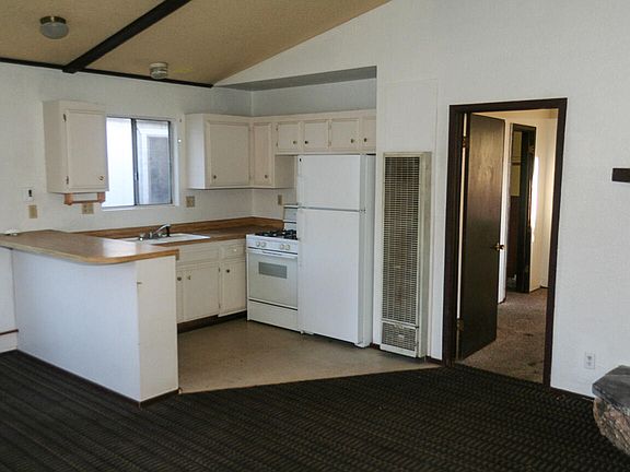 2nd image of 1002 W Fairway Blvd