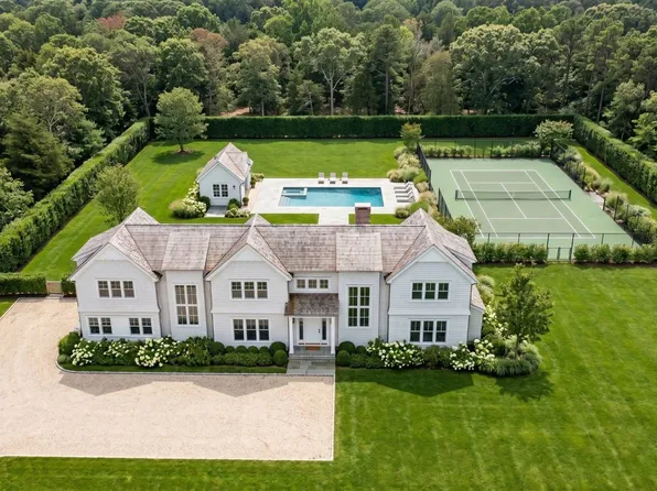 492 Wainscott Harbor Rd, Sagaponack, NY 11962