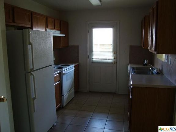 4th image of 4600 John David Dr APT B