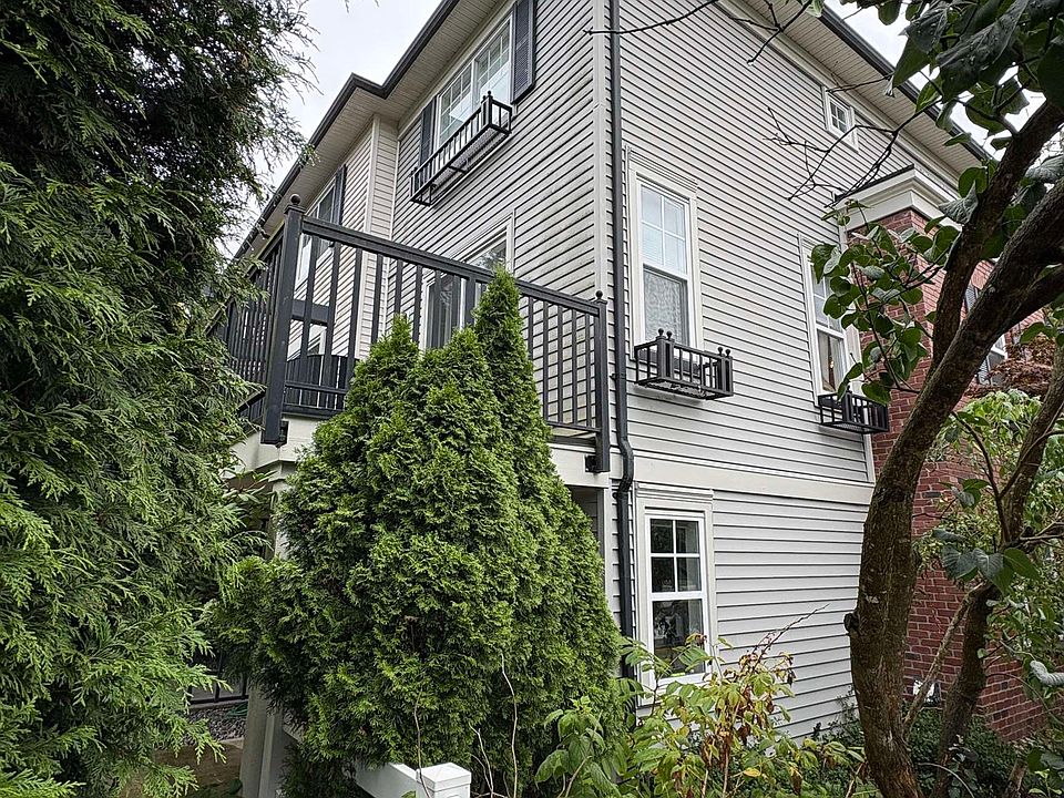 1st image of 2495 Davies Ave #11