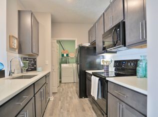 1180 Emerald Lake Dr #414207, Greenwood, IN 46143