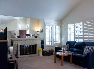 420 Country Club Dr APT A, Simi Valley, CA 93065