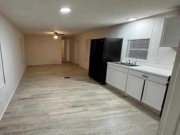 3rd image of 1020 Red Cloud Dr