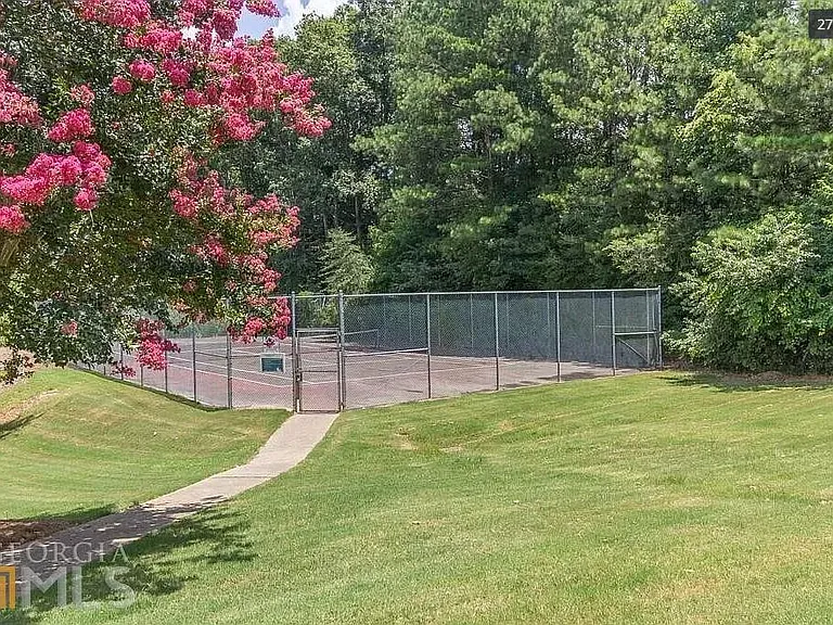 2208 Queen Anne Ct — Photo 28