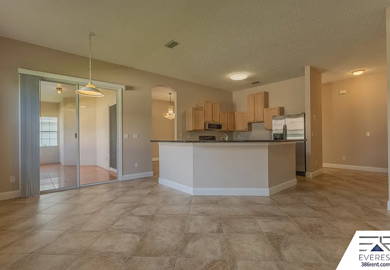 14 Lysander Ln — Photo 9