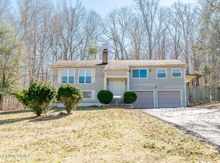 585 Foley Rd, Shepherdsville, KY 40165