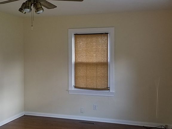 3rd image of 3609 Trafalgar Ct