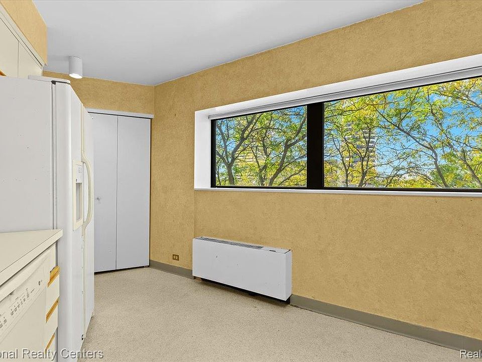 5000 Town Ctr Suite 408, photo 11