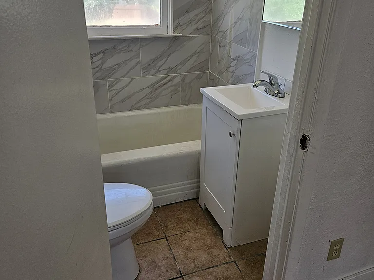 3812 Huron St #A — Photo 6