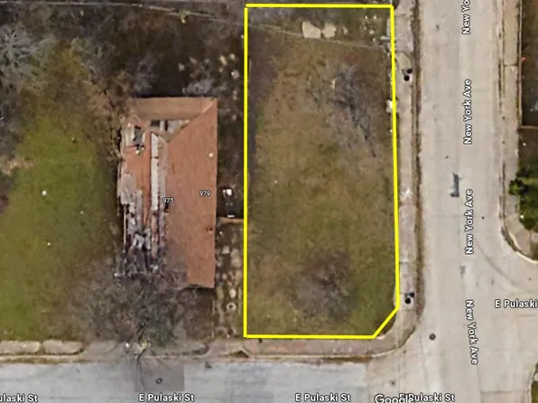 979 E Pulaski St, Fort Worth, TX 76104