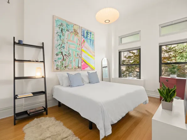 56 West 71st Street image 11 of 16